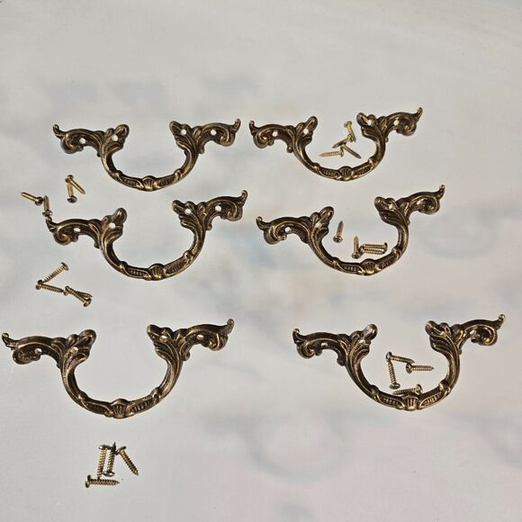 6 Vintage Brass Drawer Handle Pulls French Provincial Cabinet Hardware - Picture 1 of 6